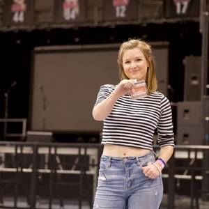 Meet your Posher, Elena